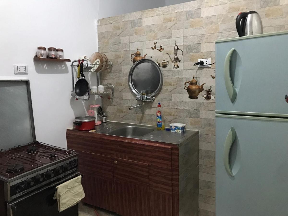 Studio Farida Pyramids View Kafret el-Gabal Exteriör bild