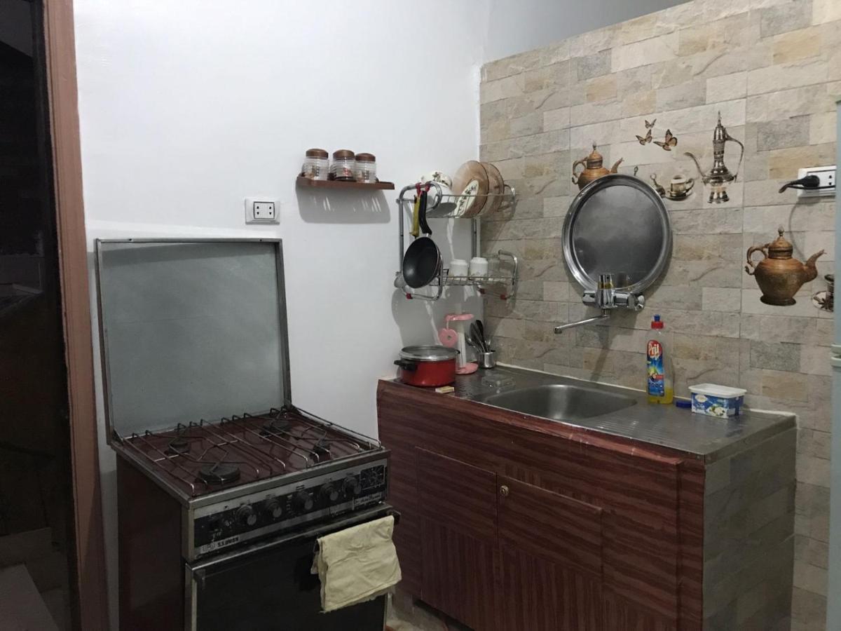 Studio Farida Pyramids View Kafret el-Gabal Exteriör bild