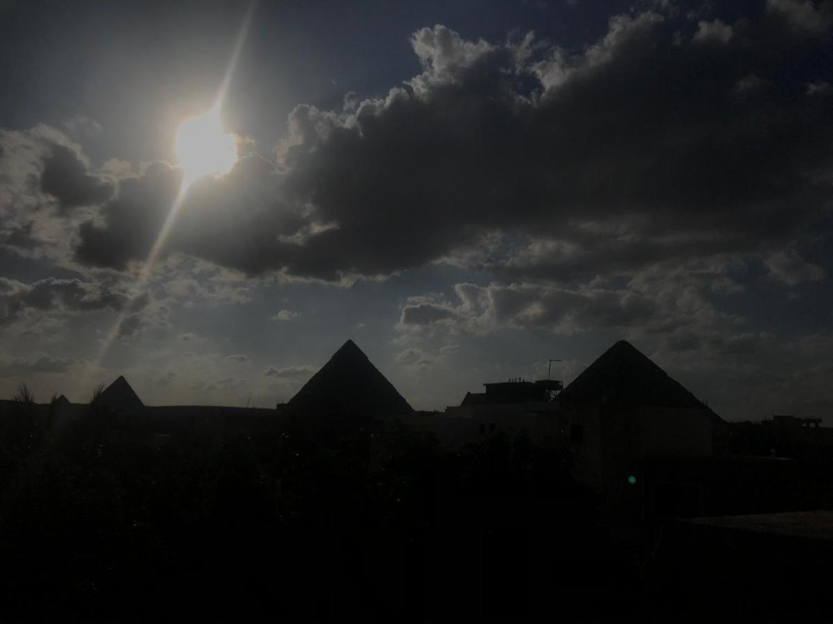 Studio Farida Pyramids View Kafret el-Gabal Exteriör bild